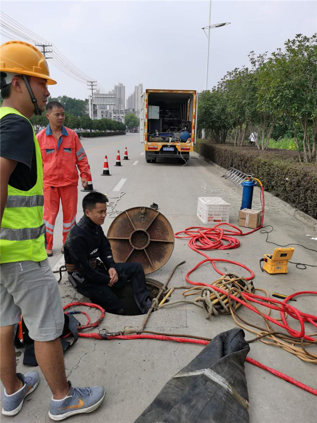 卫辉翻衬法管道修复技术主要工序